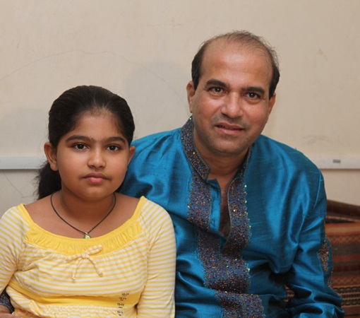 suresh wadkar with daughter