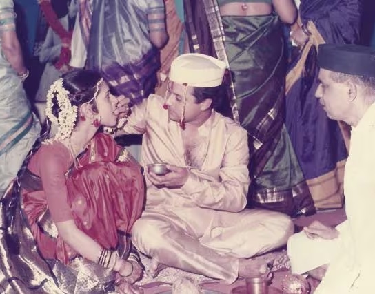 sachin pilgaonkar and supriya wedding photos