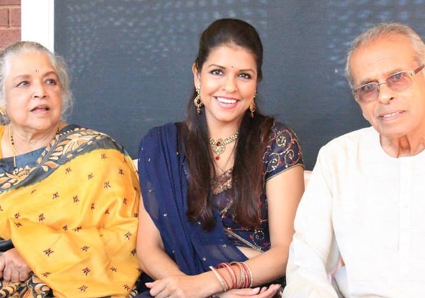 shubha khote husband with daughter