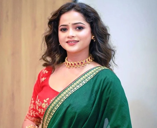 actress shivali parab
