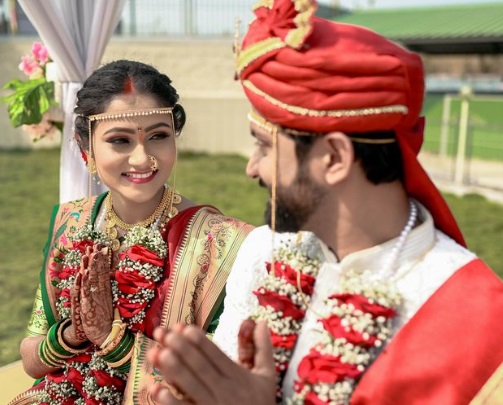 aishwarya shinde and vaibhav rajendra wedding photos