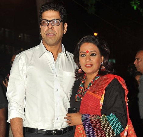 ashwini kalsekar with husband murli sharma